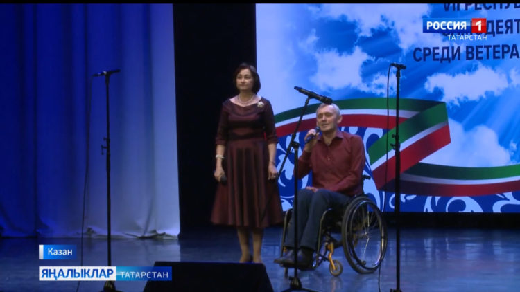 Җырлыйлар да, бииләр дә…