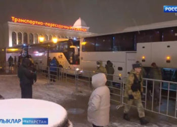 Донецк һәм Луганск халык республикаларыннан эвакуацияләнгән кешеләр Казанга килде