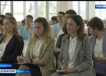 Яшьләр бер дулкында