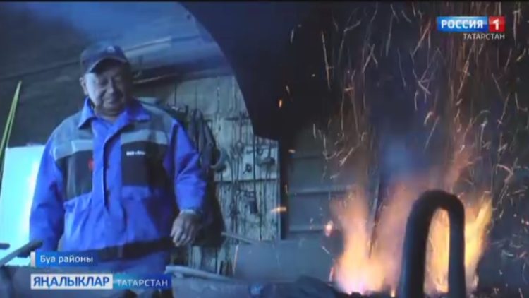 30 ел учак янында — “Коммуна” җәмгыяте тимерчесе Нәҗип Галәветдинов