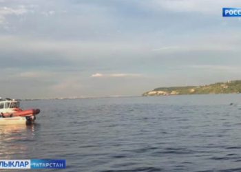 Татарстанда Идел елгасында теплоход баткан