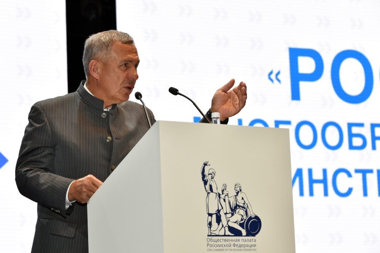 Миңнеханов: «Сообщество» – җәмгыять, бизнес, хакимият арасында диалог өчен абруйлы мәйдан