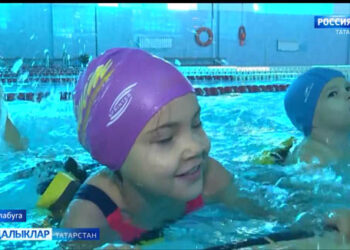 Алабуга шәһәре укучылары өчен яңа белем бирү программасы эшли