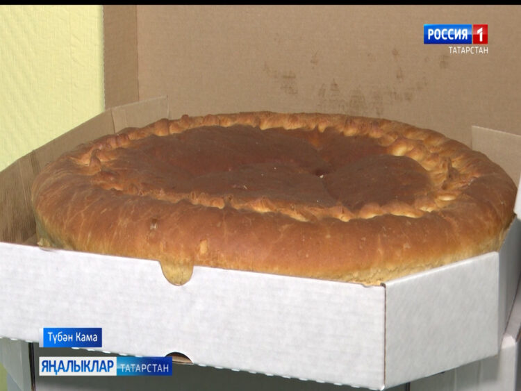 Чәк-чәк, бавырсак, бәлешләр