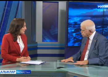 “Тыңлагыз, Казан сөйли!”… Бүген Татарстан радиосының туган көне