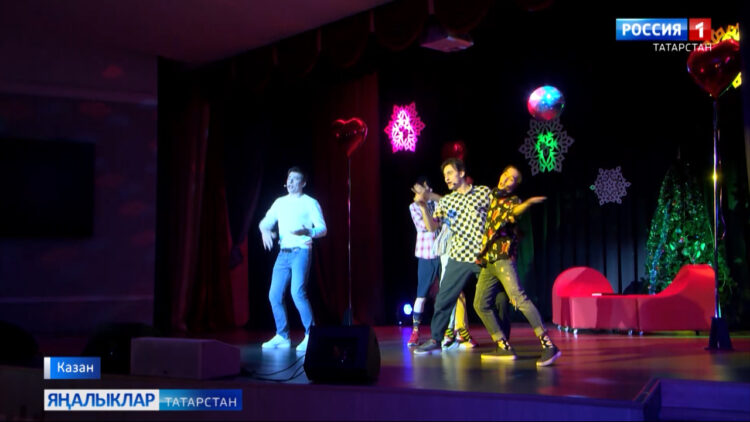 «Әйдә барыйк, кызлар карыйк» мюзиклның премьерасы