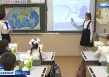 Әле бу уку йортының киләчәге өметле, тоткан кыйблалары изге, якты