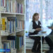 Түбән Кама китапханәсендә яңа китапларны чиратка салып укыйлар