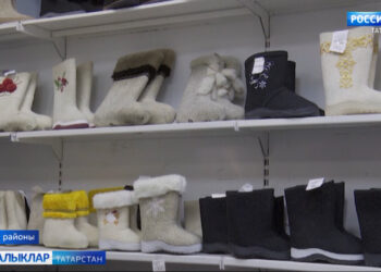 Гади генә йоннан әвәләп ясаган аяк киеме иң үтемле товарларның берсенә әверелде