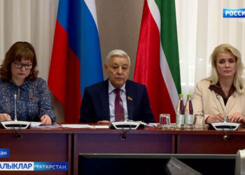 Фәрит Мөхәммәтшин Россия Закон чыгаручылар Советы Президиумы утырышында катнашты