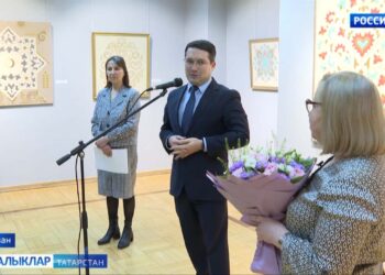 “Хәзинә” күргәзмәләр залында Татарстанның халык рәссамы Наилә Кумысникова күргәзмәсе ачылды