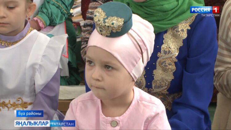 Буа районының Исәк авылында дүртенче тапкыр регионара мөнәҗәт фестивале узды