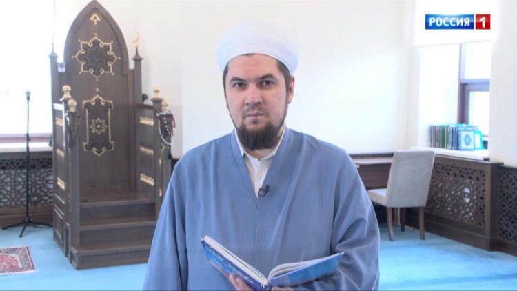 Бүгенге вәгазьне Тимергали хәзрәт Юлдашев сөйли