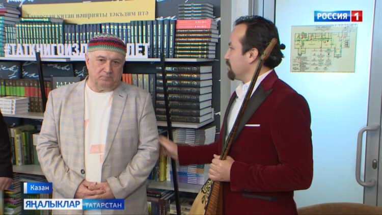 Рәдиф Сәгъдинең “Бер гаилә сурәте” китабы тәкъдим ителде