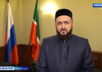 Бүген, кояш  баеганнан  соң, мөселманнар өчен Рамазан ае керә