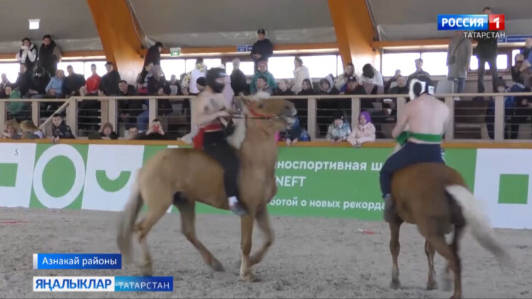 Азнакай раойнында ат ярышлары узды