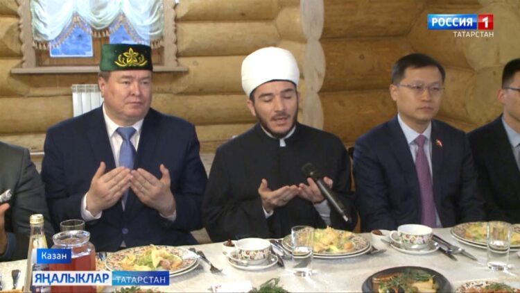 Ваһапов фондының «Туган авылым» милли комплексында ифтар мәҗлесе узды