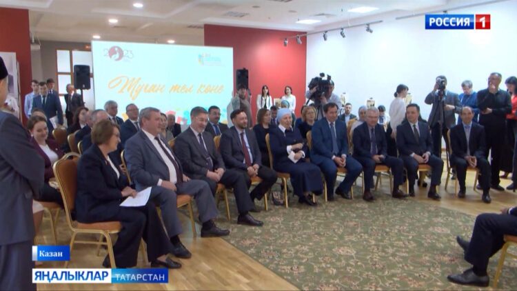 Рөстәм Миңнеханов татар фәнни, педагогик һәм иҗади зыялылар вәкилләре белән очрашты