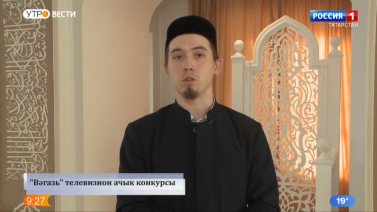 Вәгазьче — Фидаил Хаҗиморатов «Ислам динен кабул итүгә 1000 ел» исемендәге мәдрәсә шәкерте