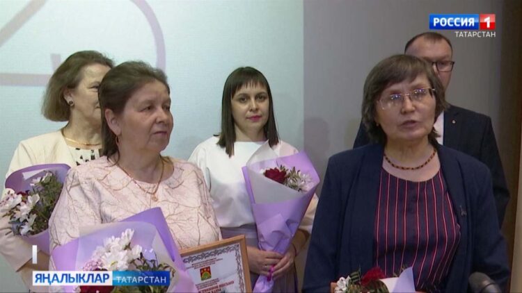 Сез иң гүзәл кеше икәнсез…