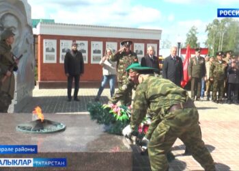 «Бөтен буыннарның чик буе сакчыларына» һәйкәле ачылды