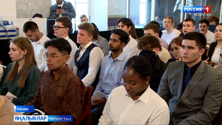 «Казан форумы» кысаларында КФУда эшлекле дискуссия