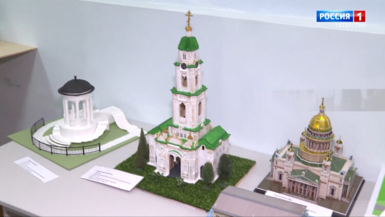 Казанның 23 нче лицей укучылары тарафыннан ясалган кул эшләнмәләре