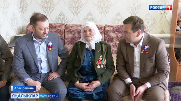 Апаста 9 Май — Бөек Җиңү көне уңаеннан Бөек Ватан сугышы ветераннары хөрмәтләнә