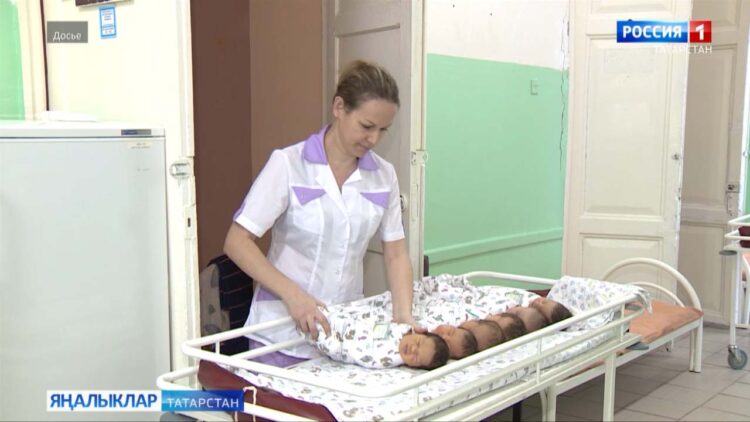 Татарстанда 4,5 мең гаилә 3 яшькә кадәрге балага ана капиталыннан айлык түләү ала