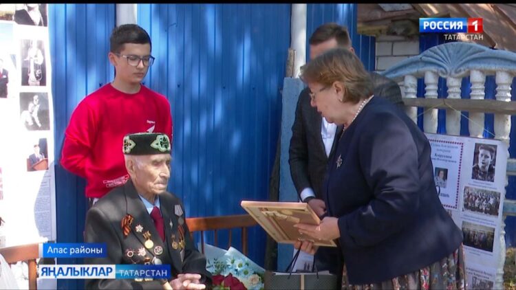 Зиннәт ага Хәйруллин — 100 яшьлек ветеран