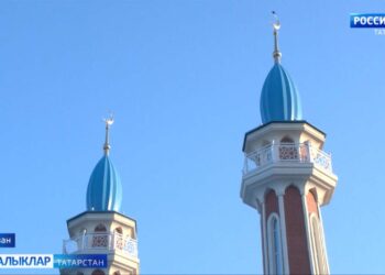 “Рауза” мәчетенә бер меңнән артык кеше Корбан гаетенә җыелды