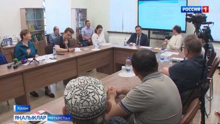 Мәрҗани исемендәге Тарих институтында Татарстанның Көнбатыш –Кама аръягы Татарстан халыклары тарихында дигән темага түгәрәк өстәл үтте