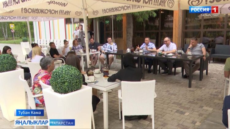 Киңәшле эш таркалмас