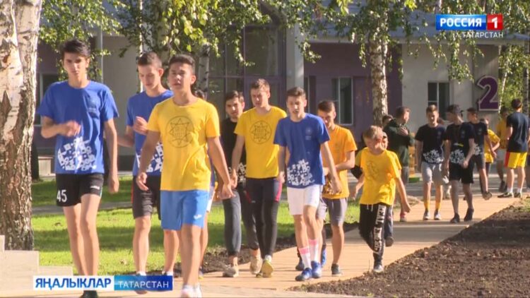 Казанда Балаларны яклау көне шәһәрнең барлык иҗтимагый киңлекләрендә билгеләп үтелә