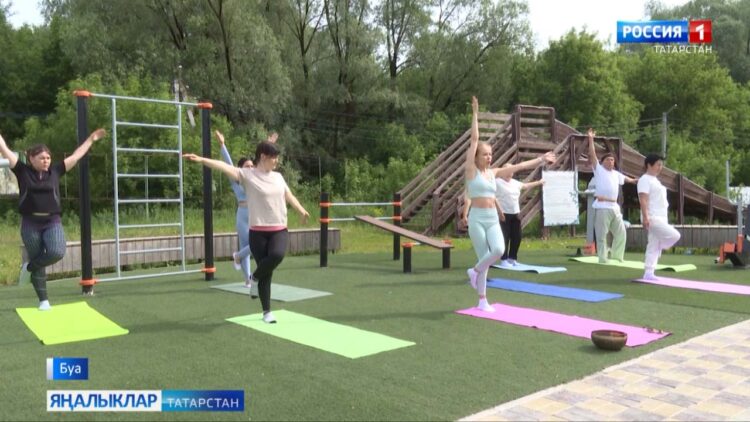 Йога аша үз-үзеңне сәламәтләндерергә, бәхетле хис итәргә мөмкин