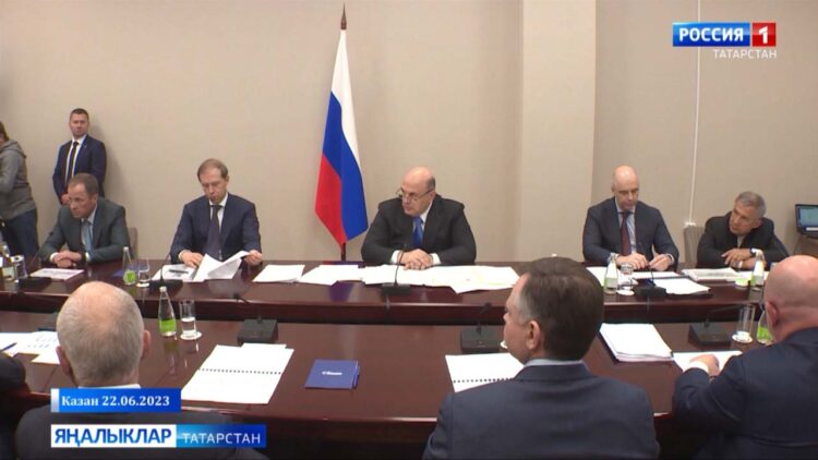Башкалабыз Казанда эш сәфәре белән Россия Хөкүмәте Рәисе Михаил Мишустин булды