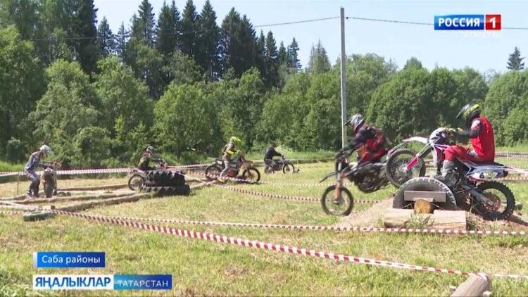 Мотоузышчылар ярышына чемпионнар җыелды