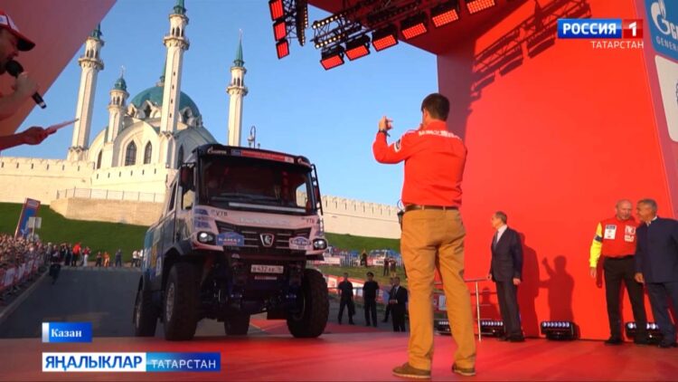 Ефәк юл раллиның зур старты башланды