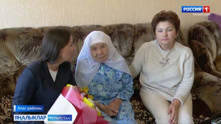 Апас районында яшәүче Рушания Нигъмәтҗанова 90 яшьлек юбилеен билгеләп үтте.