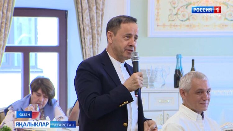 Танылган аш-су осталары бәйрәме