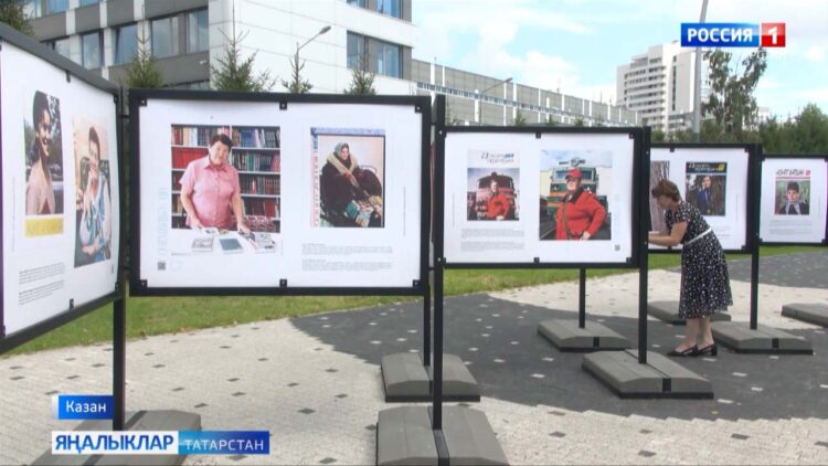 «Сөембикә» журналы әзерләгән «Тышлыкта – кызлар елмая» дигән күргәзмә ачылды