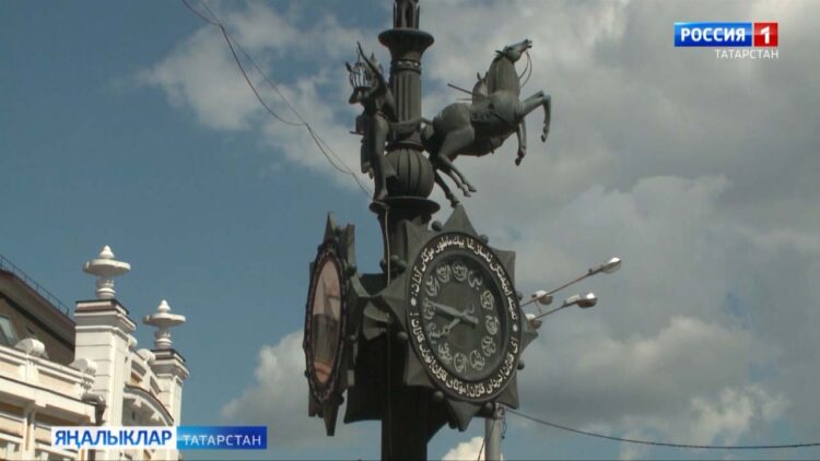 Бауман урамындагы сәгать әлегә эшләми