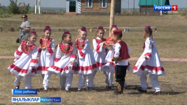 Апас районында Әдәби Сабантуй үтте