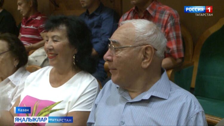 Камал театры яңа сезонда тамашачыларны нинди проектлар белән дә шатландыра?