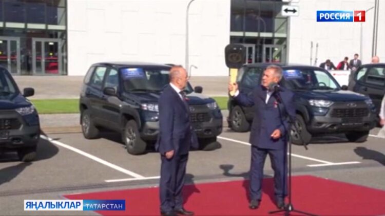 Җиңүчеләргә — автомобиль ачкычлары