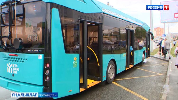 Үзе җайлы, үзе җитез