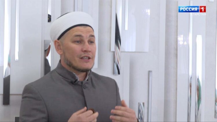 Вәгазьче — Нияз хәзрәт Закиров