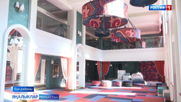 Зәвыклы заллары, хәйран калырлык фойелар