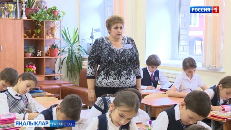 Сез иң гадел кеше икәнсез…