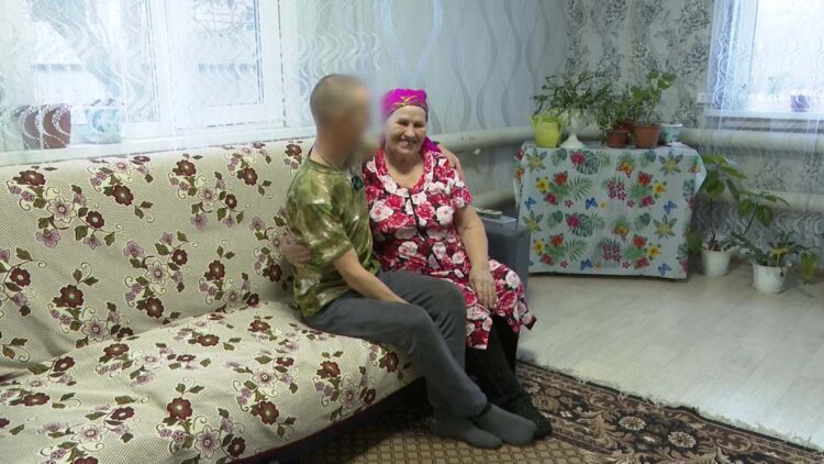 Бер ананың биш улы